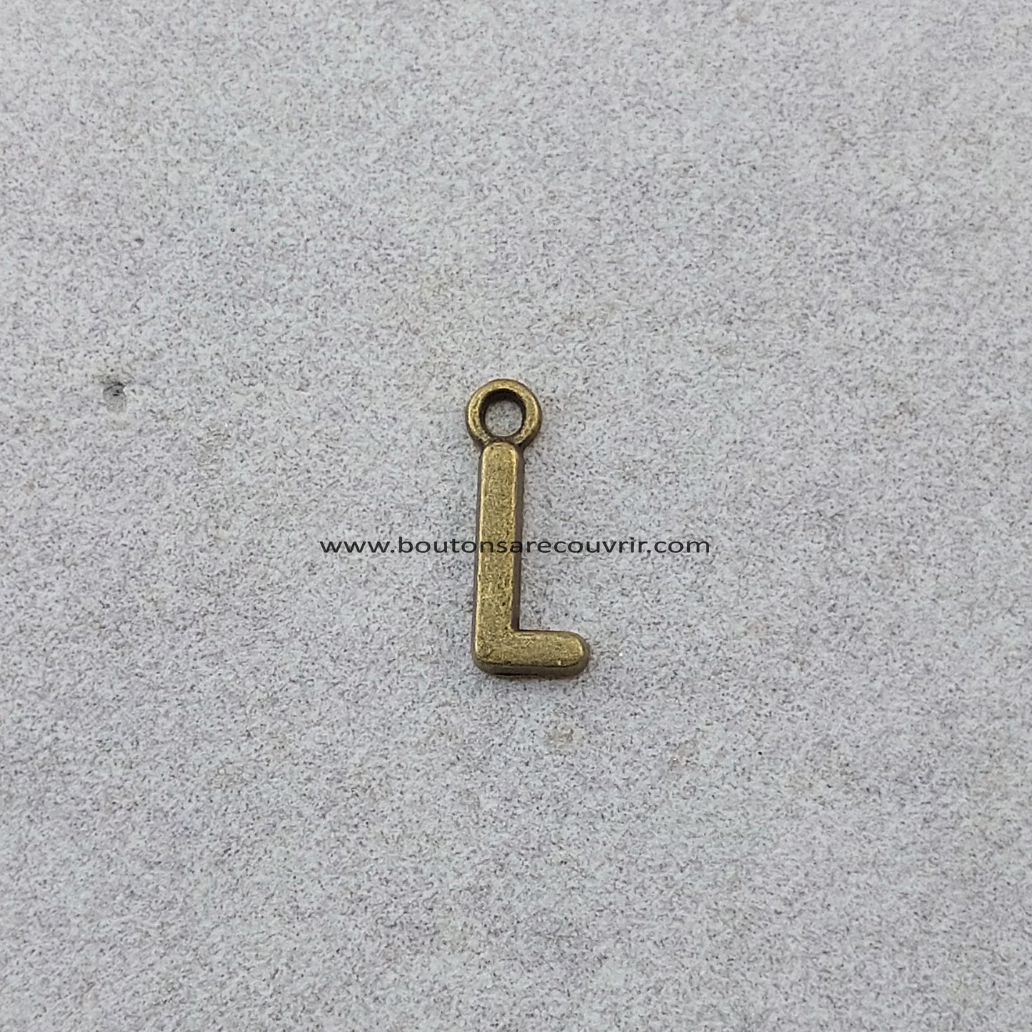 ALPHABET | Lettre bronze antique