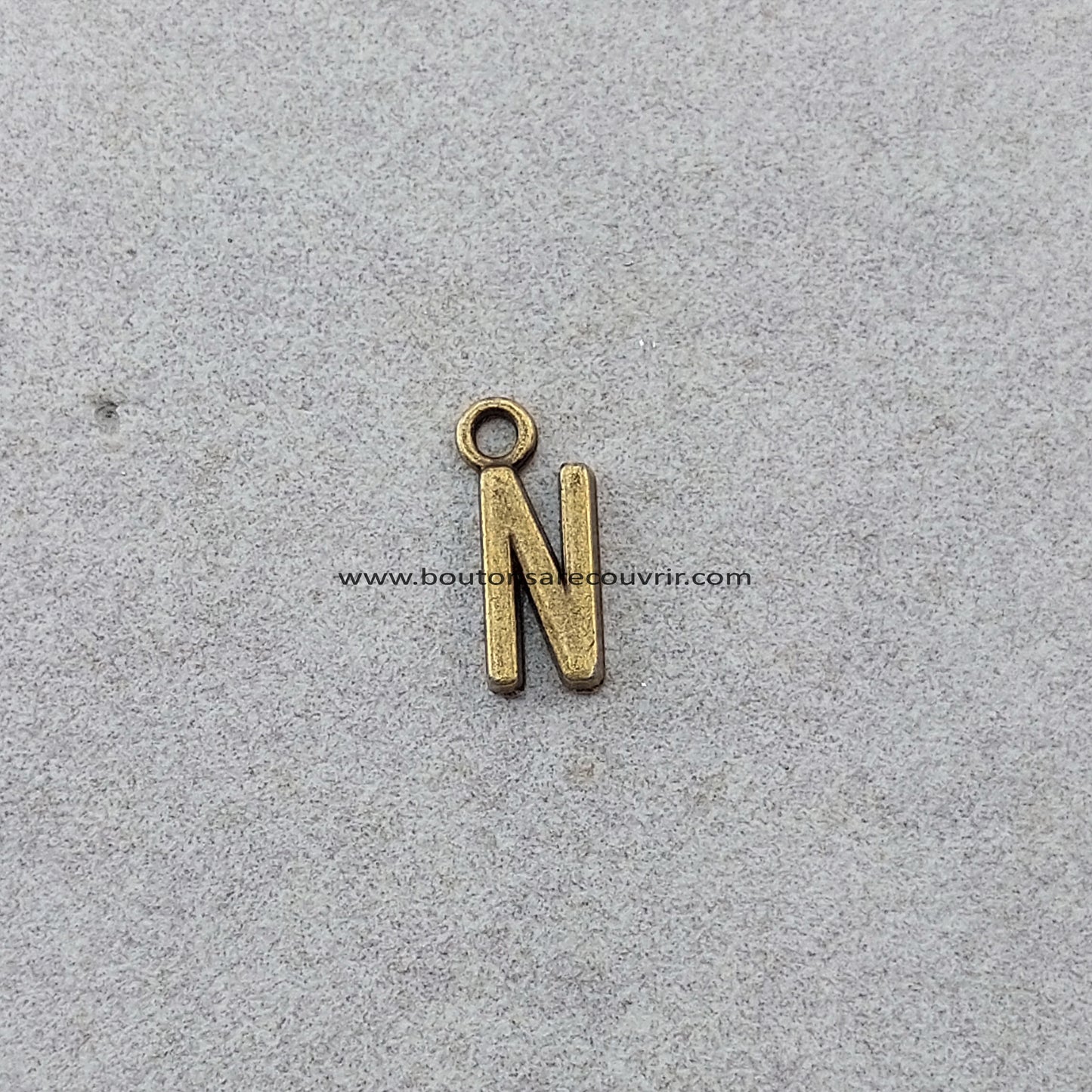 ALPHABET | Lettre bronze antique