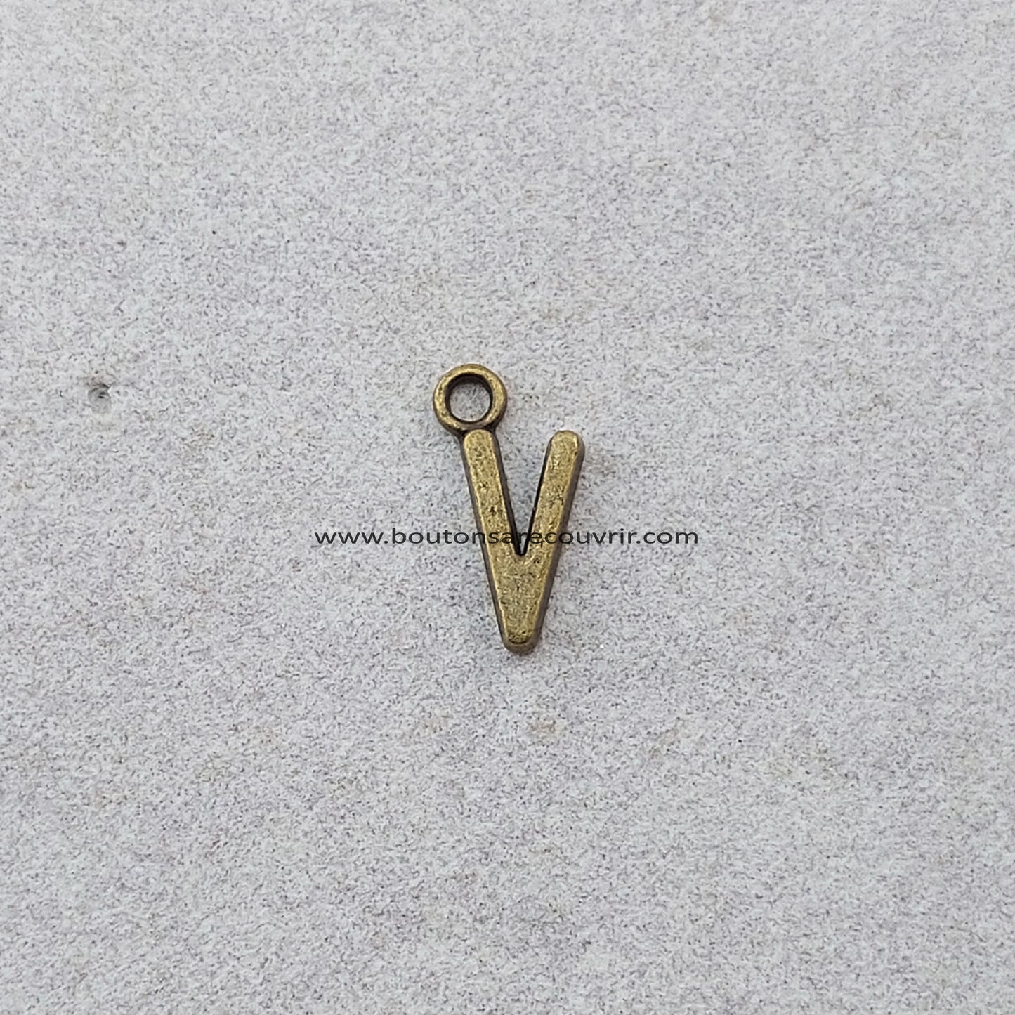 ALPHABET | Lettre bronze antique