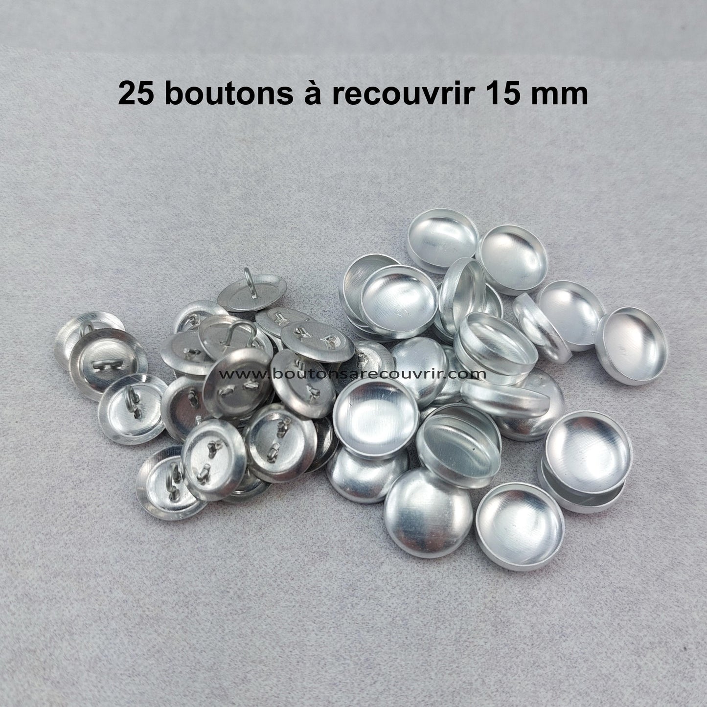 25 cover buttons size 24. 25 boutons à recouvrir 15 mm