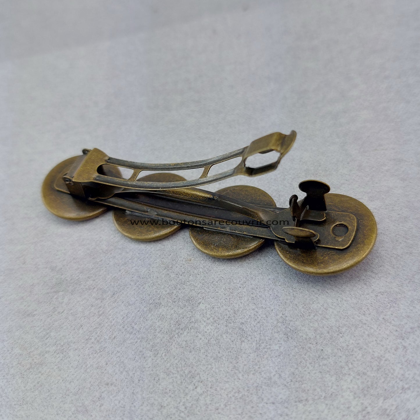 Barrettes à cheveux personnalisable avec boutons à recouvrir