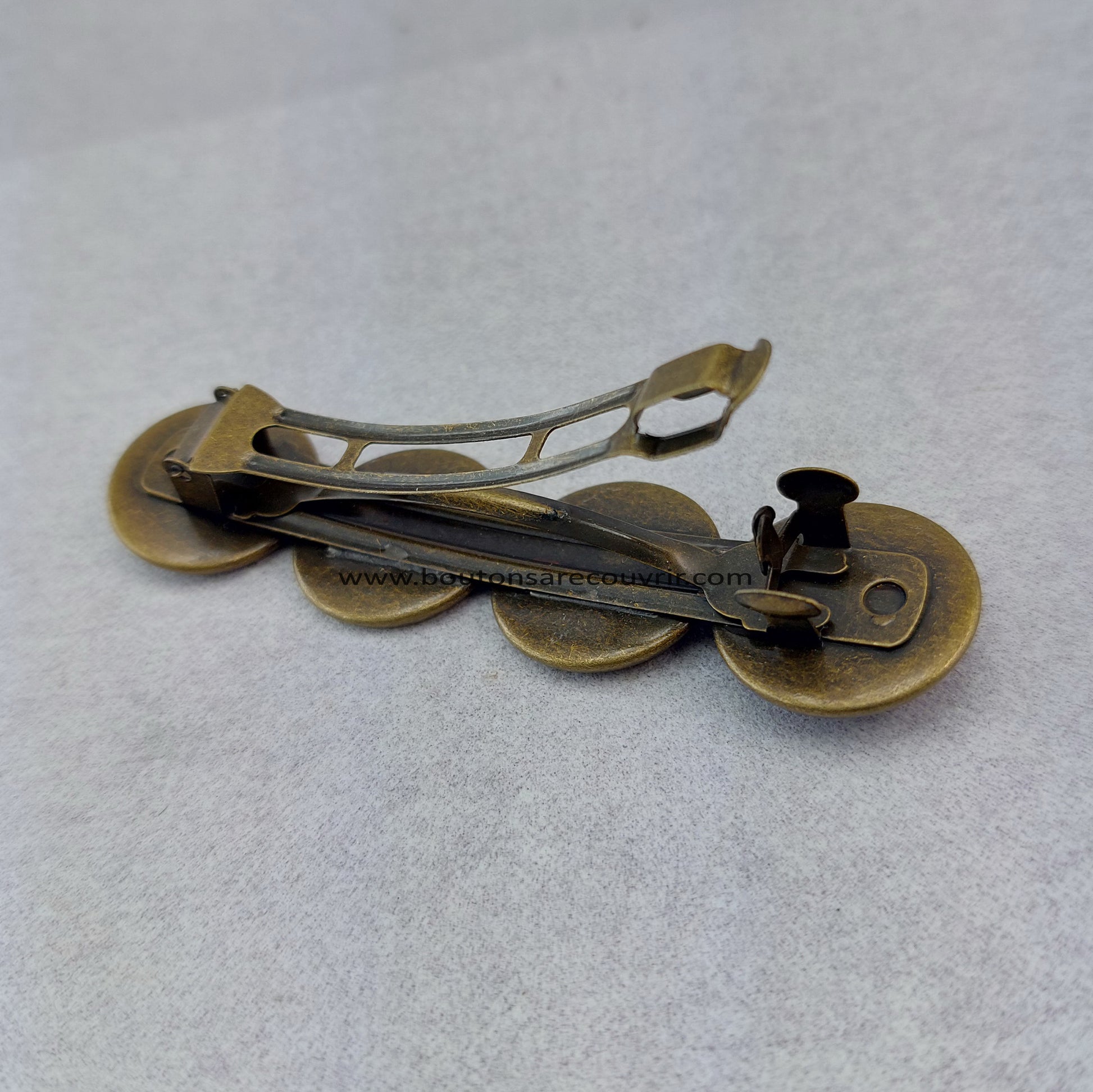 Barrettes à cheveux personnalisable avec boutons à recouvrir