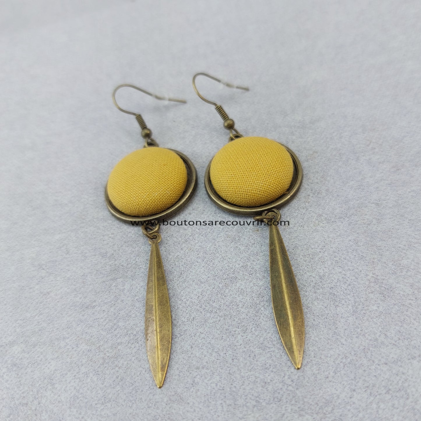 YZIA | Breloque bronze antique