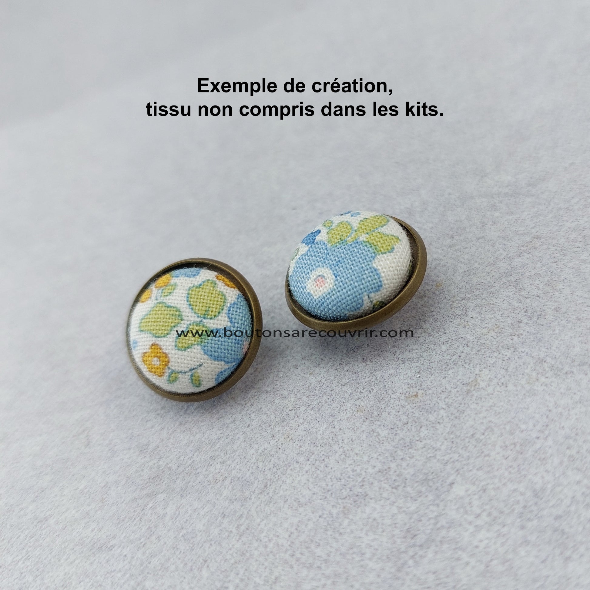 Boucles d'oreilles personnalisables avec boutons à recouvrir