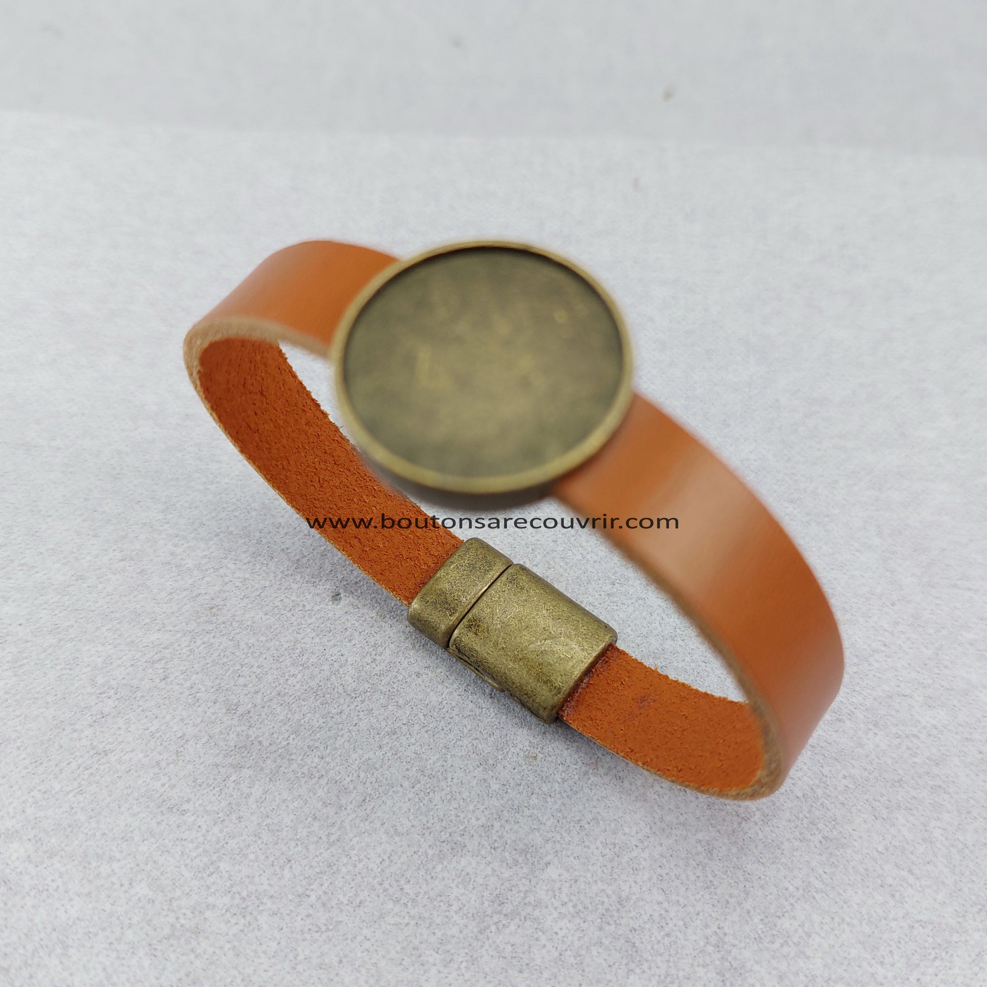 Bracelet bouton à recouvrir