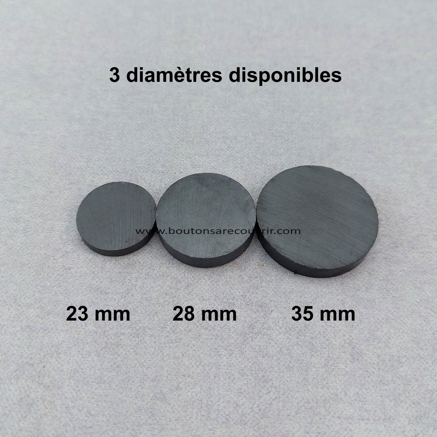 Bouton à recouvrir dos aimanté