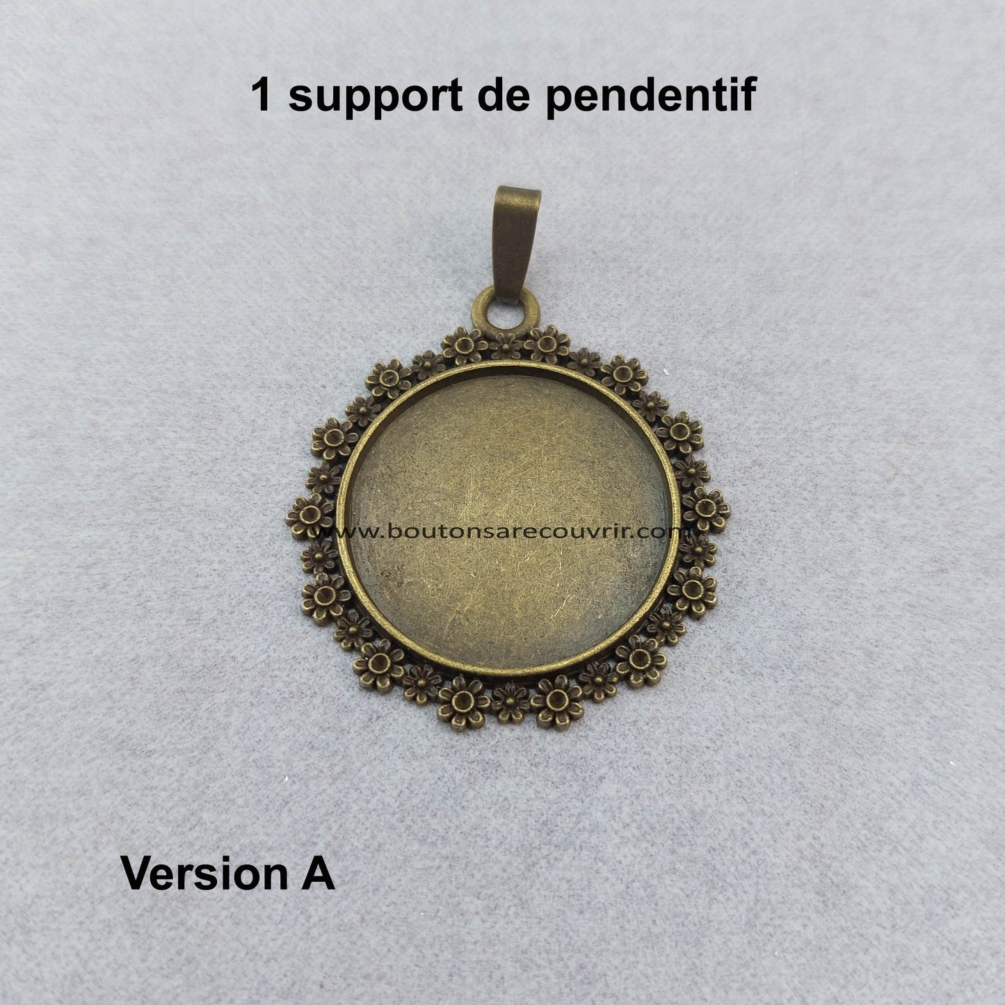 Bouton à recouvrir
