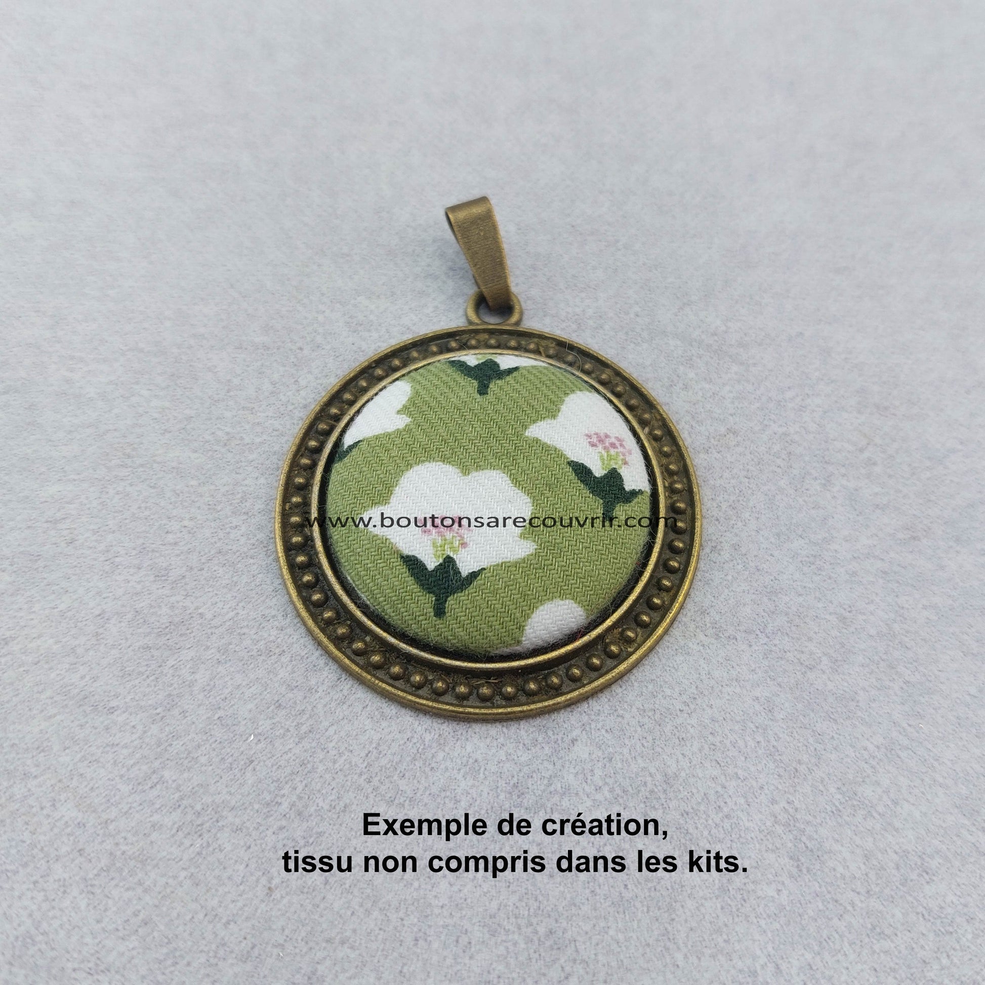 Exemple de création pendentif bouton à recouvrir