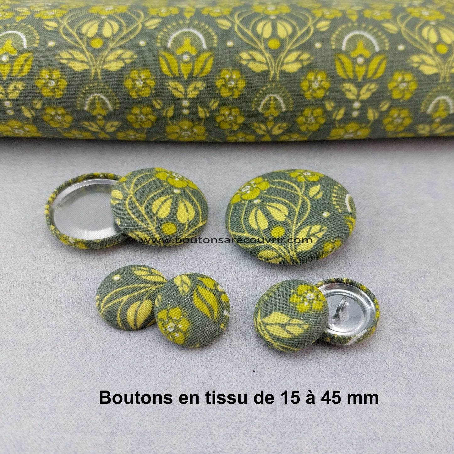 JUNE | Bouton recouvert