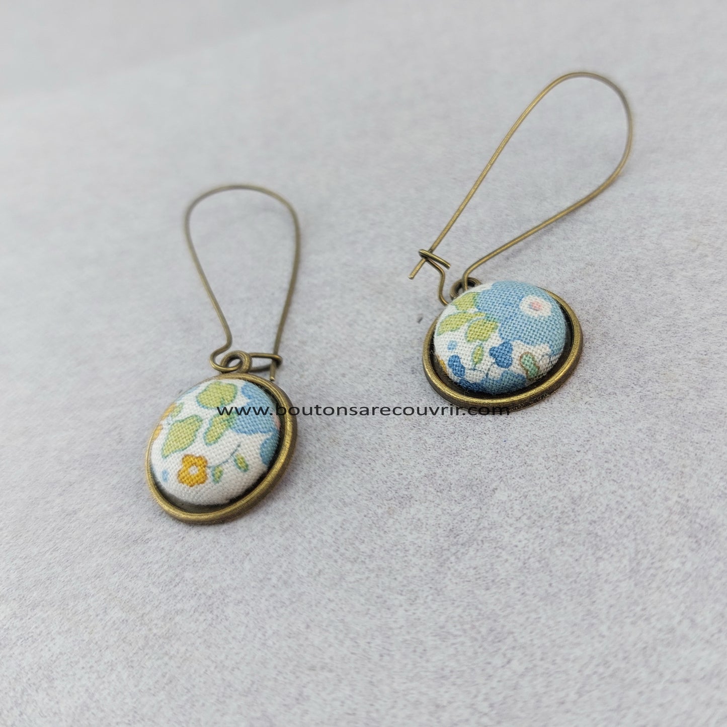 # 7 | Accroche boucles d'oreilles