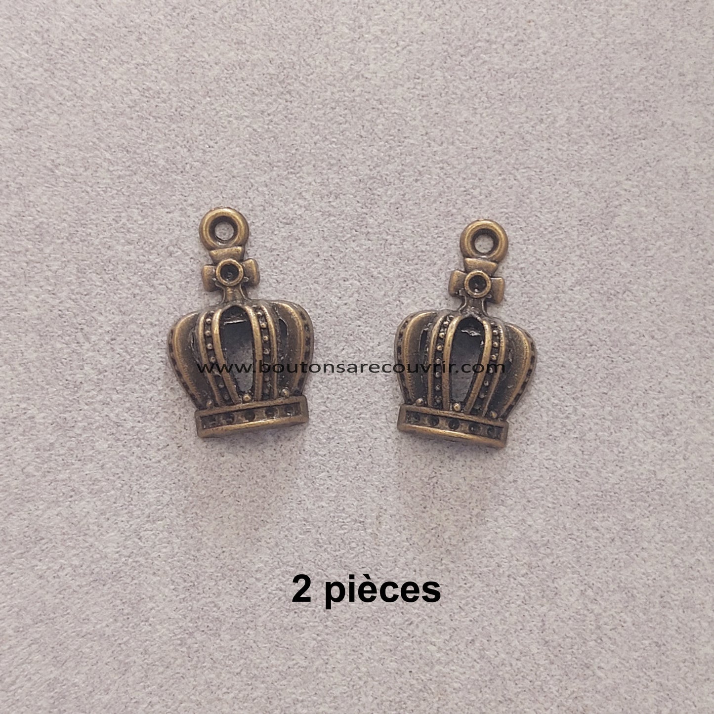 CROWN | Breloque bronze antique