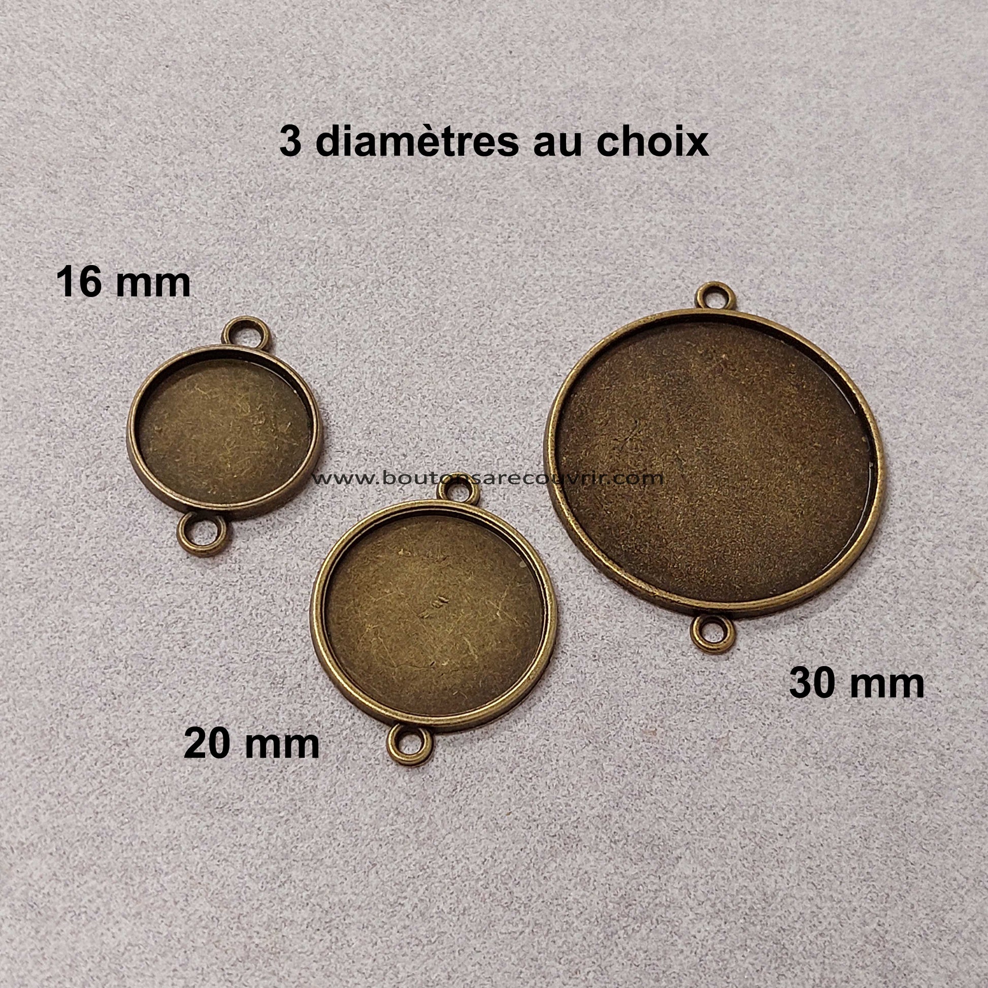 Supports pour boutons à recouvrir
