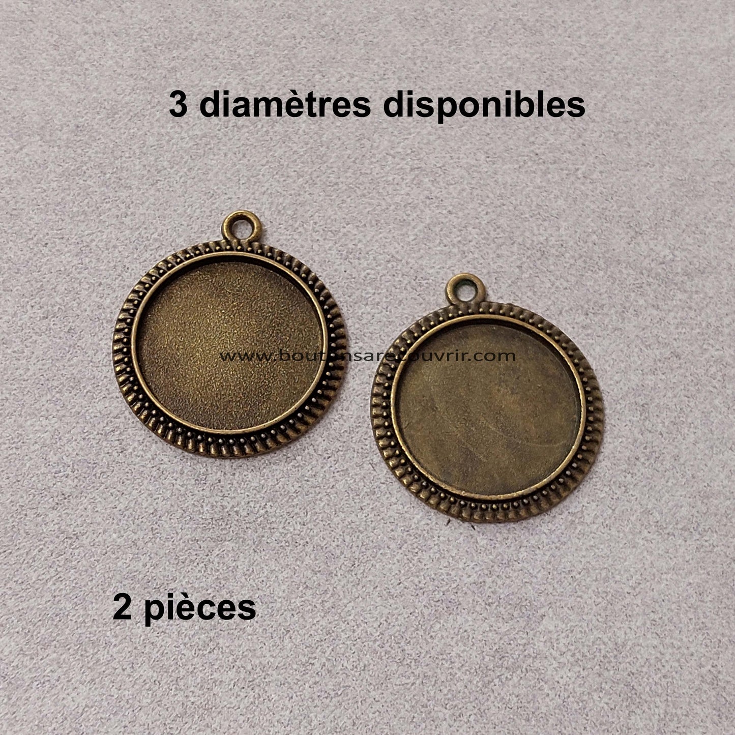 ECU | Support bronze antique