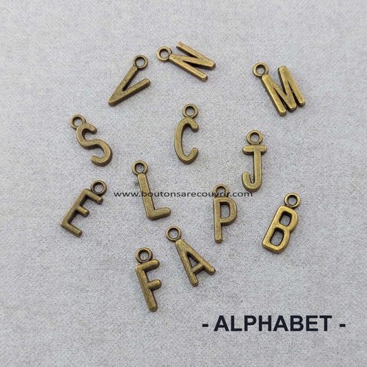 ALPHABET | Lettre bronze antique