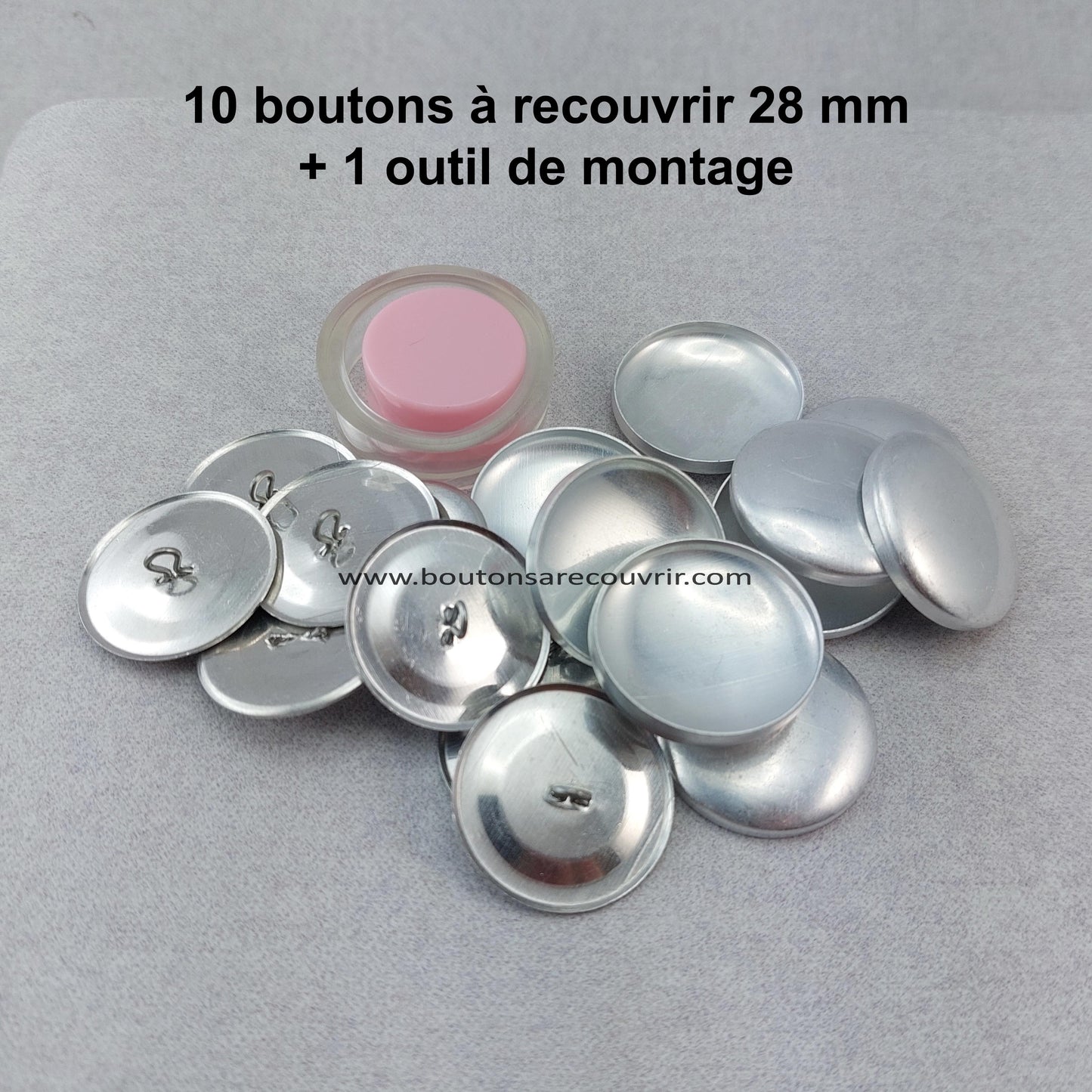 10 boutons à recouvrir 28 mm avec outil de montage