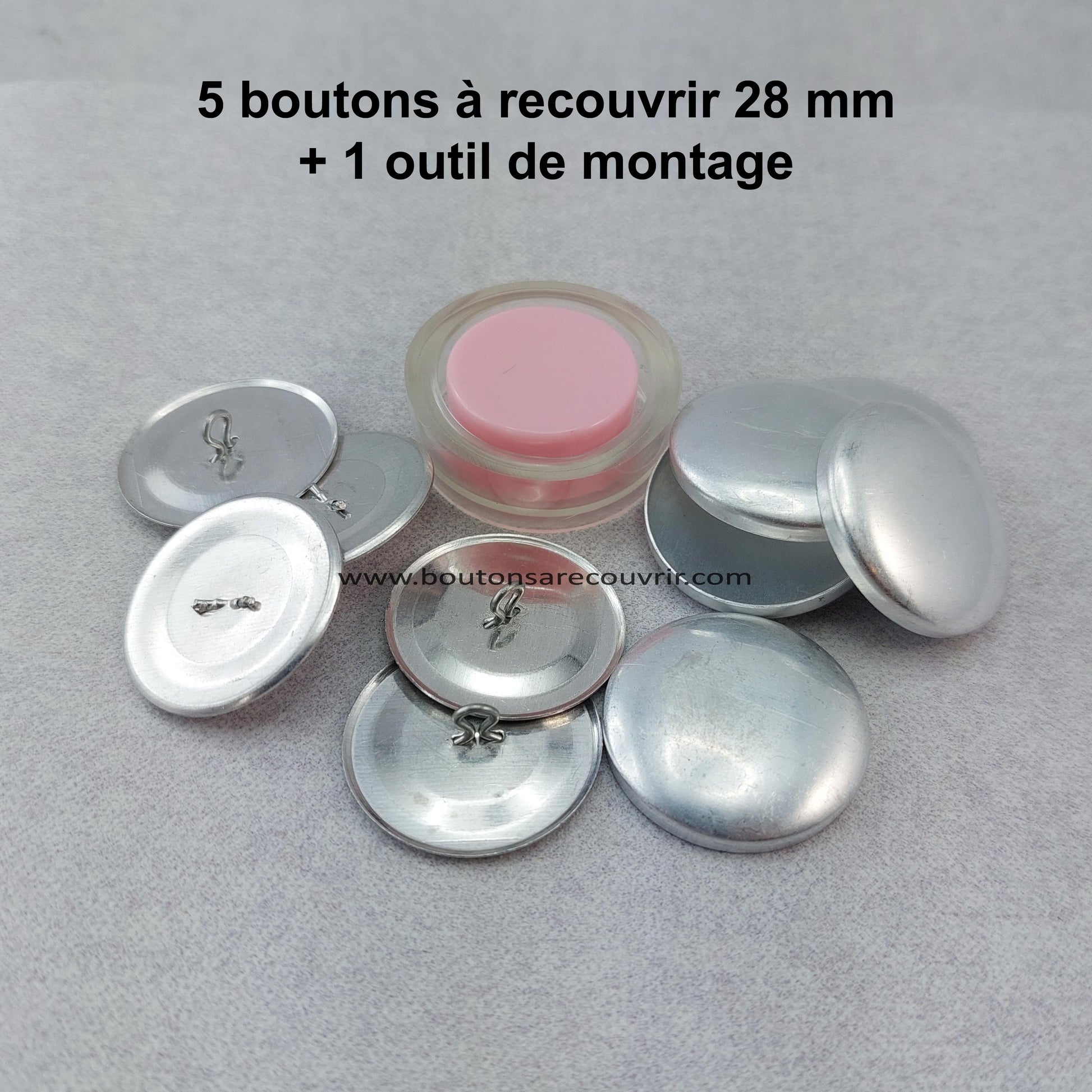 5 boutons à recouvrir 28 mm avec outil de montage