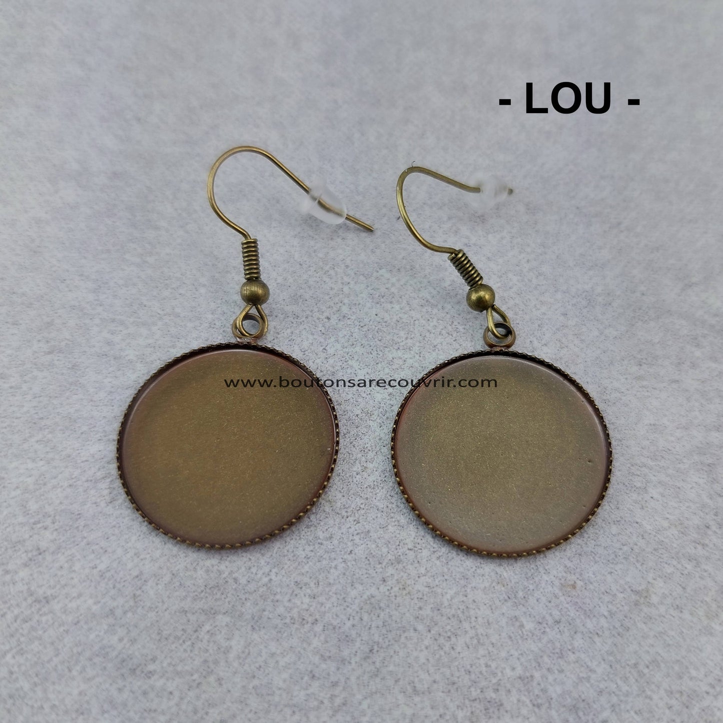 Boucles d'oreilles - boutons à recouvrir et cabochon en verre