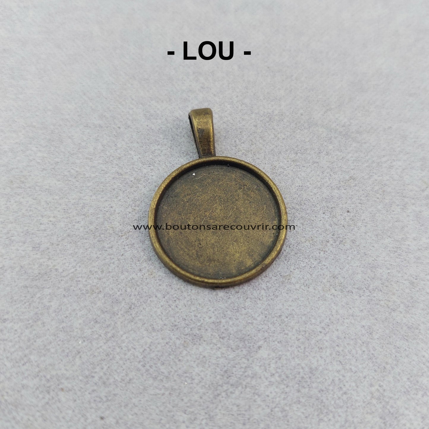 LOU | Pendentif
